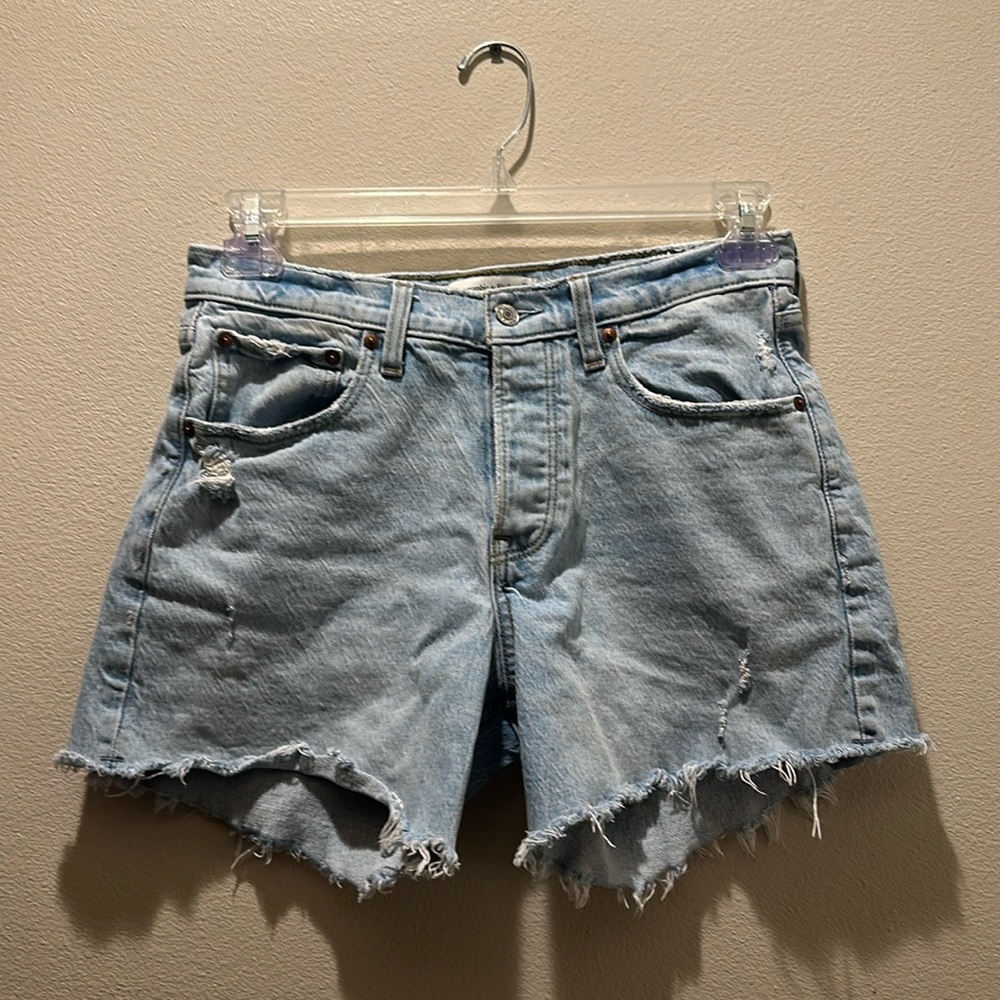 Abercrombie & Fitch jean shorts.